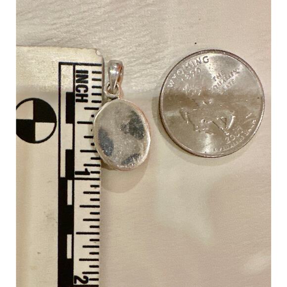 Oval Sonoran Gold Rope Design Pendant & Free Chain 16” - Picture 4 of 4